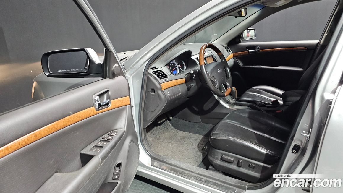 Hyundai Sonata 2009