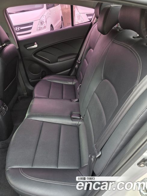 Kia K3 2015