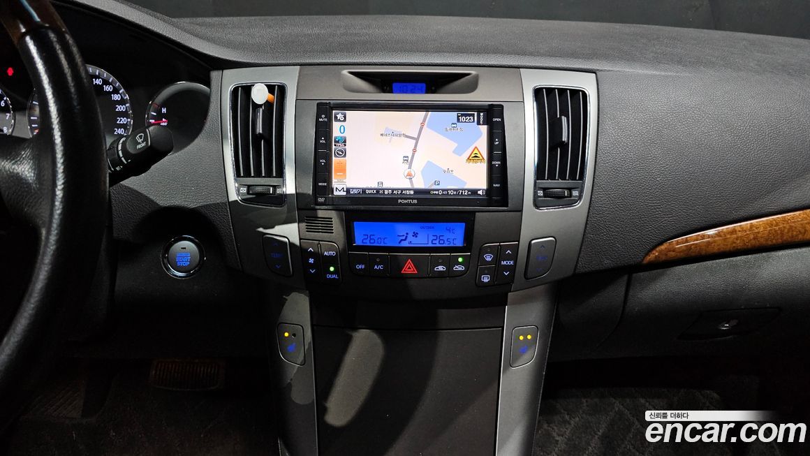 Hyundai Sonata 2009