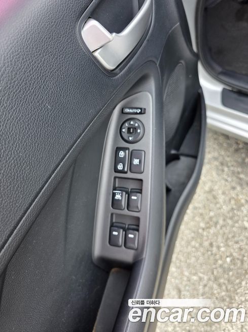 Kia K3 2015