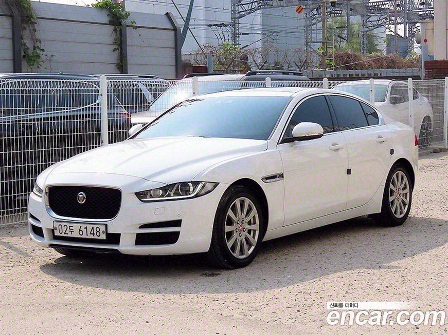 Jaguar XE 2017