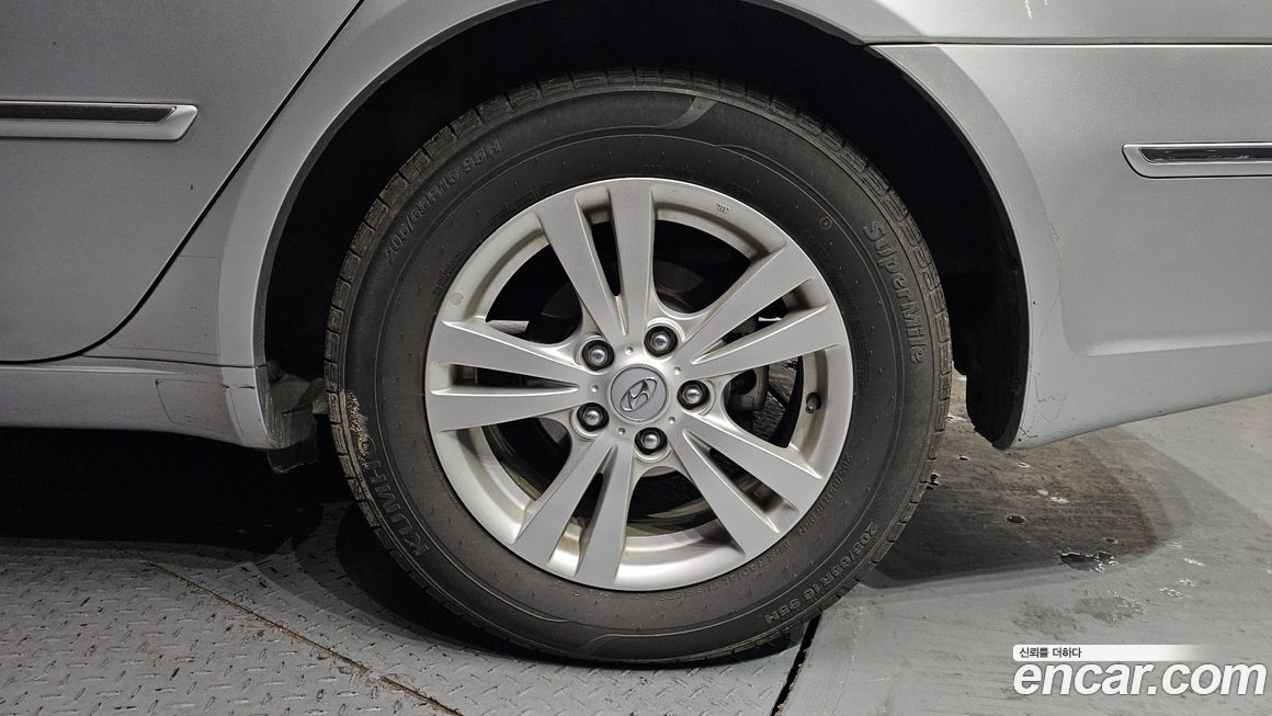 Hyundai Sonata 2009