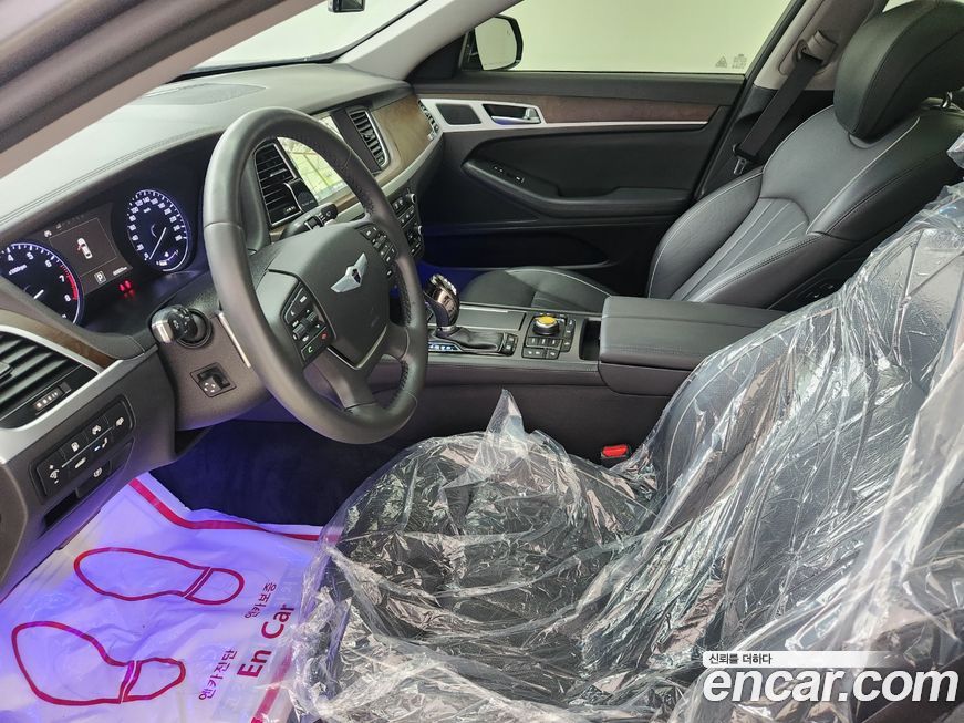 Hyundai Genesis 2016