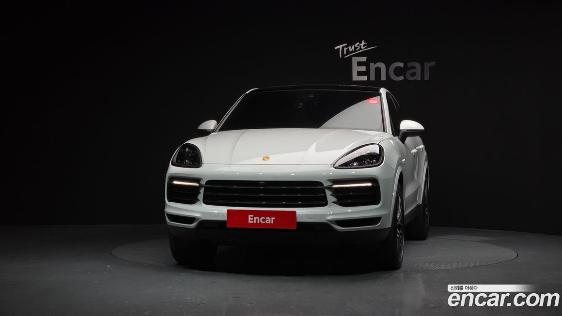 Porsche Cayenne 2021