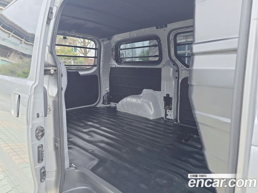 Hyundai Starex 2018