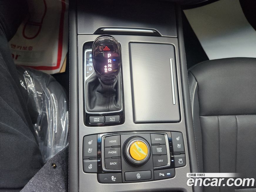 Hyundai Genesis 2016