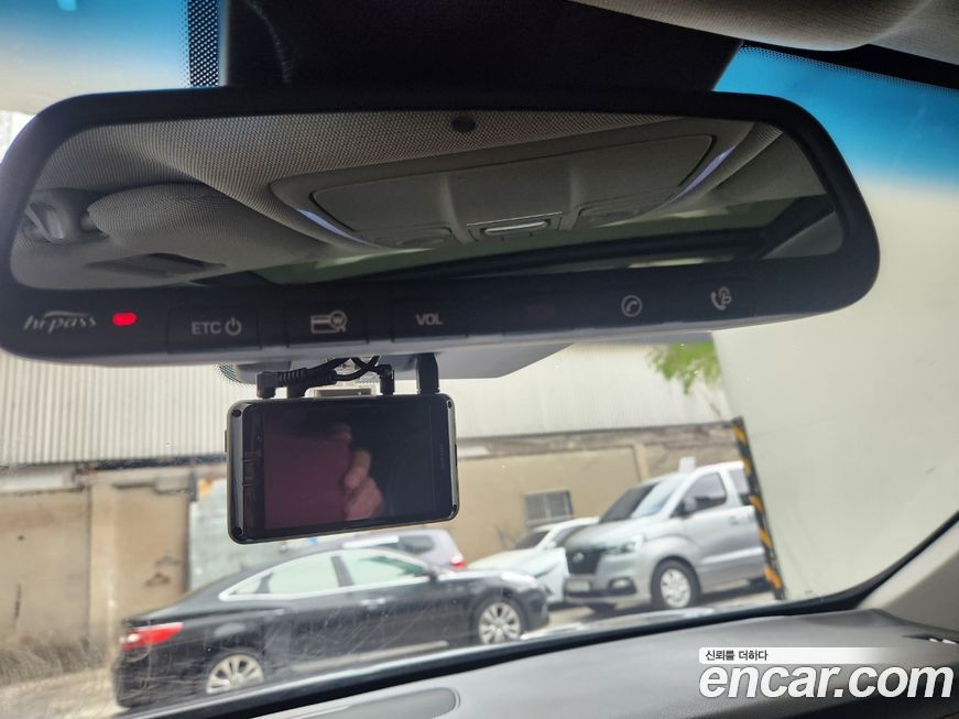 Hyundai Genesis 2016