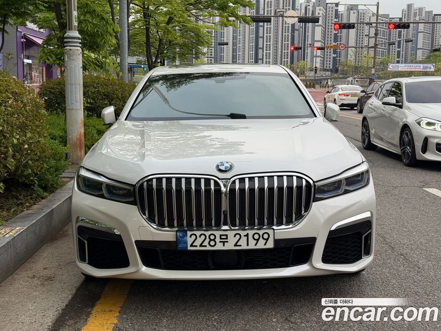 BMW 7-Series 2022