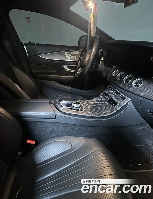 Mercedes-Benz CLS-Class 2020