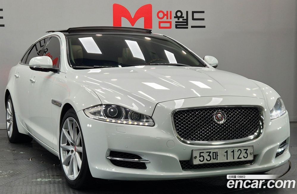 Jaguar XJ 2014