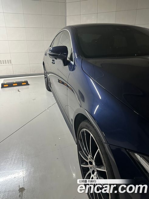 Mercedes-Benz CLS-Class 2020