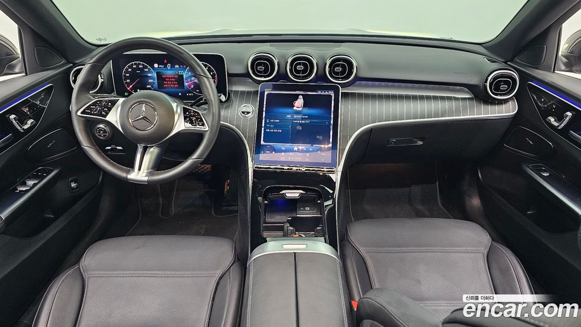 Mercedes-Benz C-Class 2024