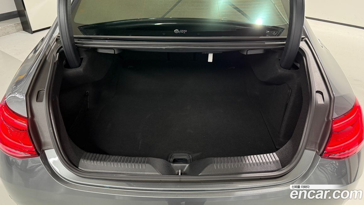 Mercedes-Benz CLS-Class 2021