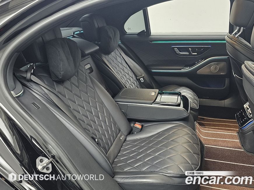 Mercedes-Benz S-Class 2023