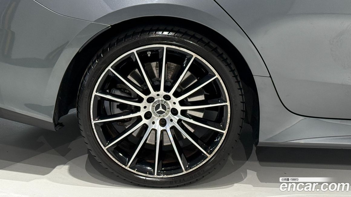Mercedes-Benz CLS-Class 2021