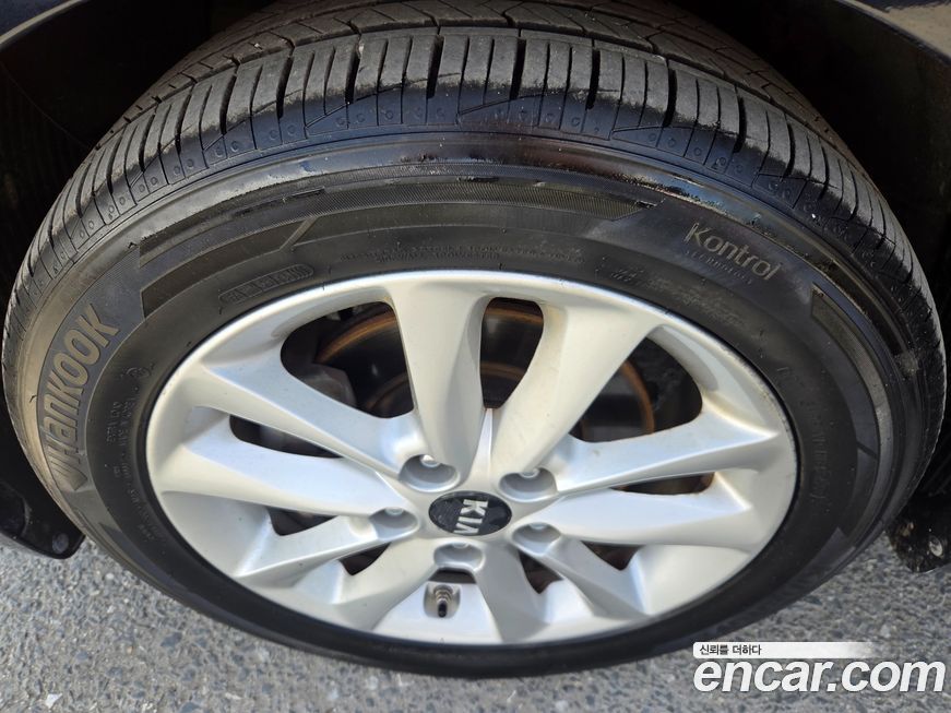 Kia K3 2016