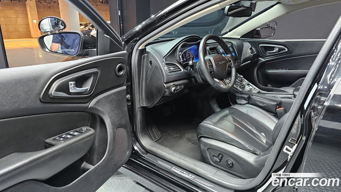 Chrysler 200 2015