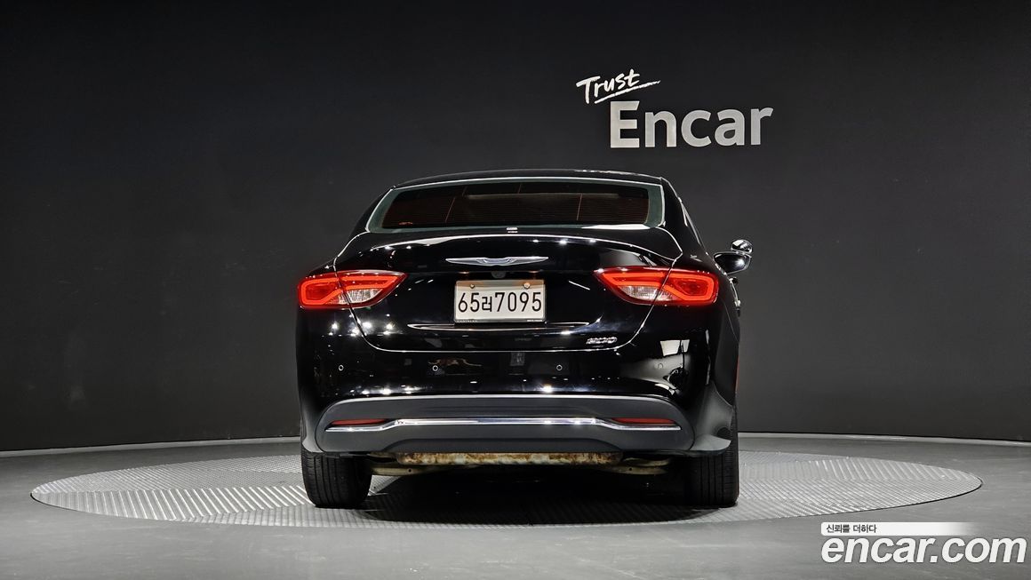 Chrysler 200 2015