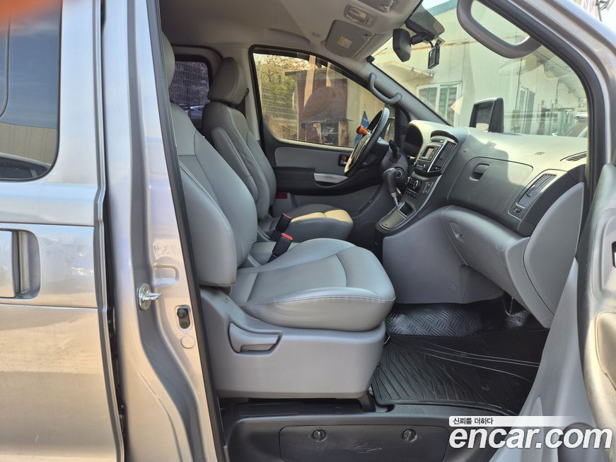 Hyundai Starex 2018