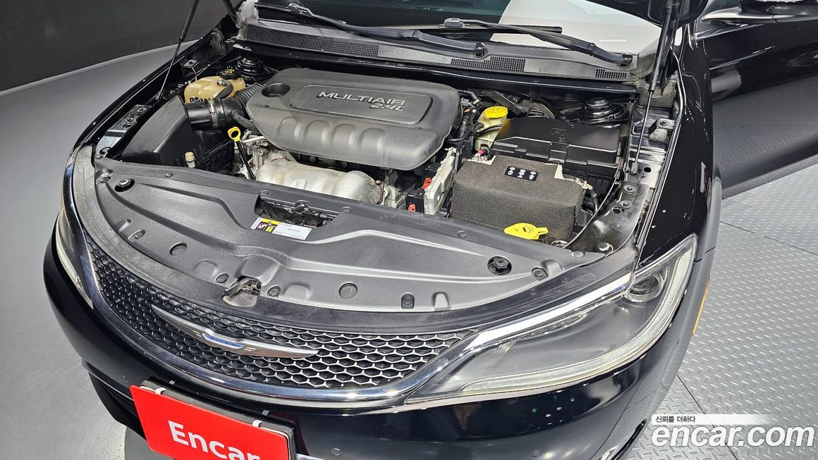 Chrysler 200 2015
