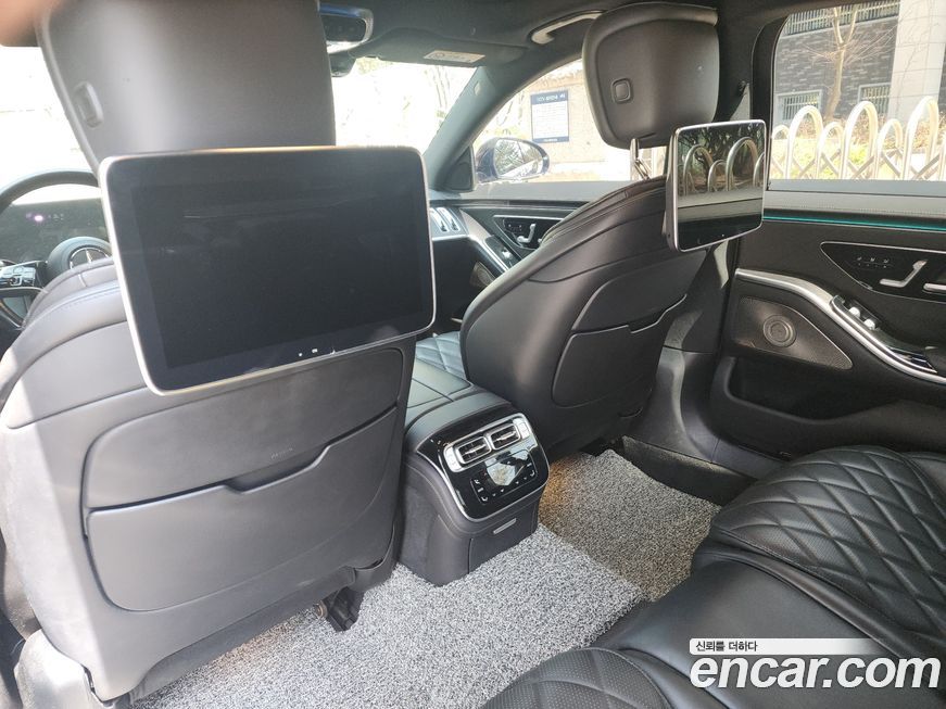 Mercedes-Benz S-Class 2022