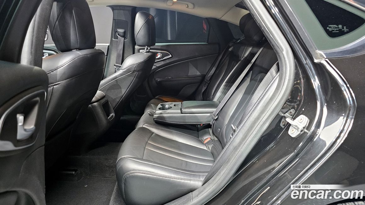 Chrysler 200 2015
