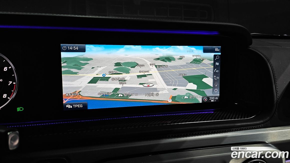 Mercedes-Benz G-Class 2020