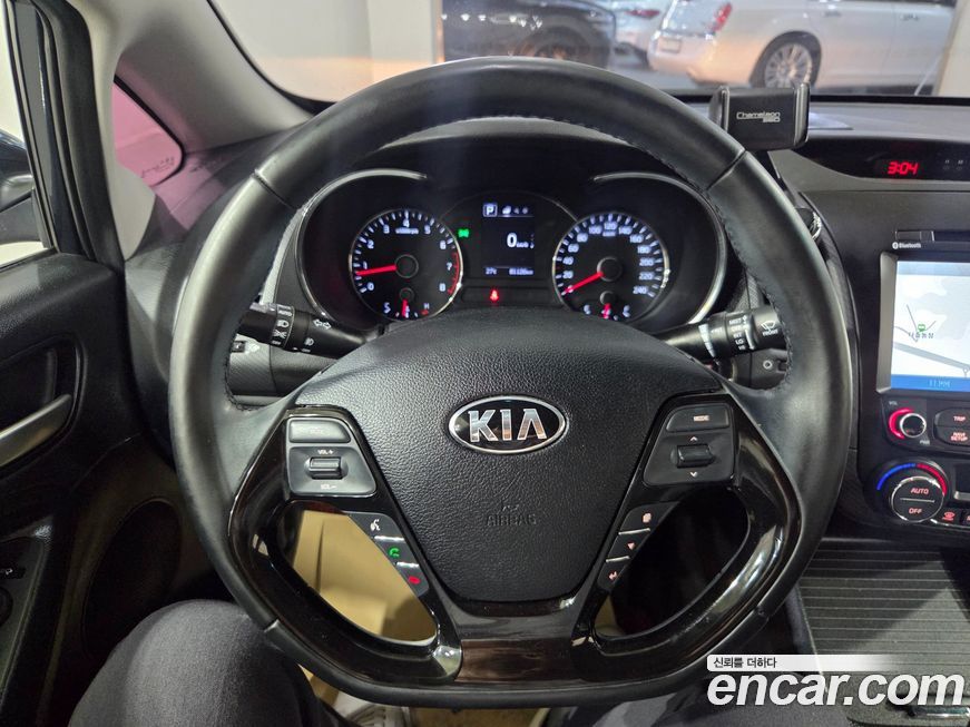 Kia K3 2016