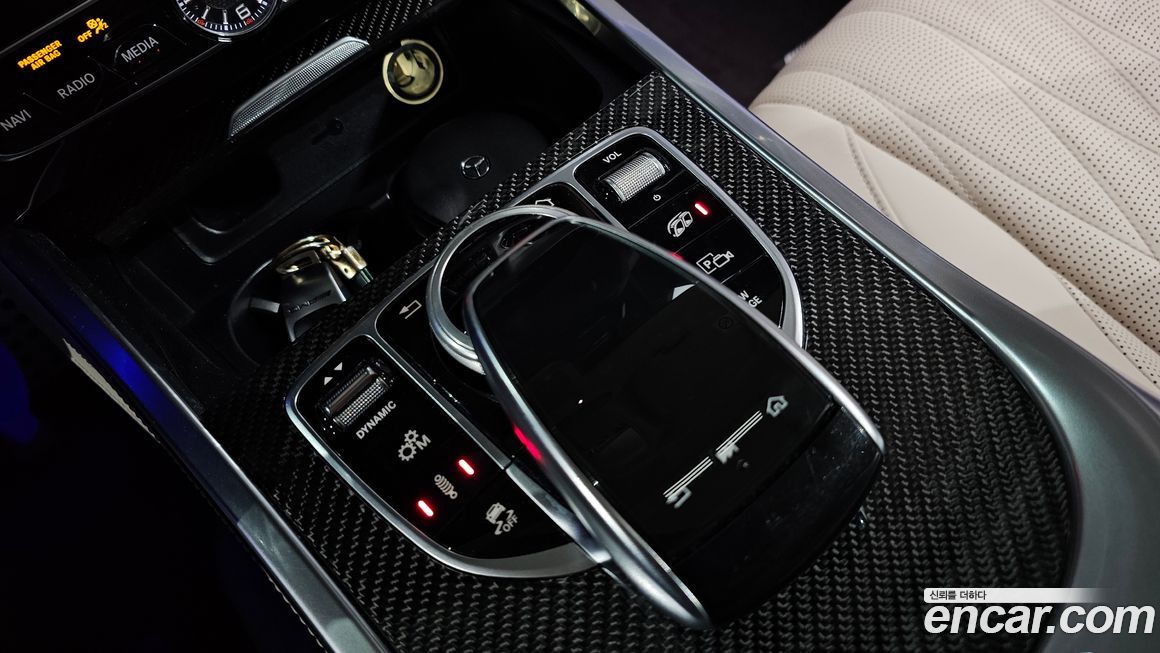 Mercedes-Benz G-Class 2020