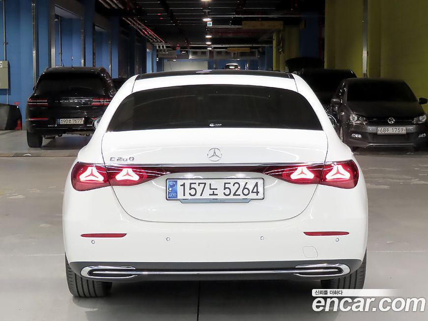 Mercedes-Benz E-Class 2025