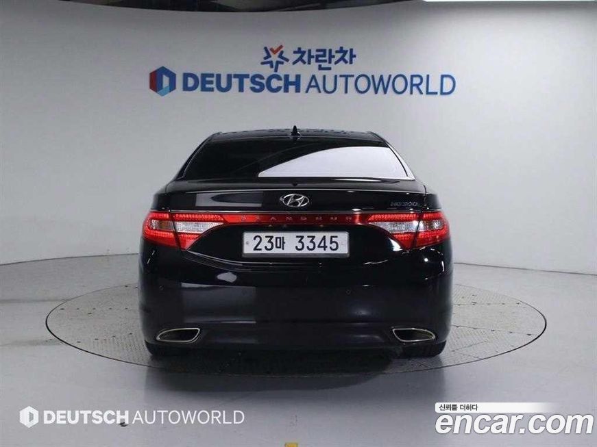 Hyundai Grandeur 2011