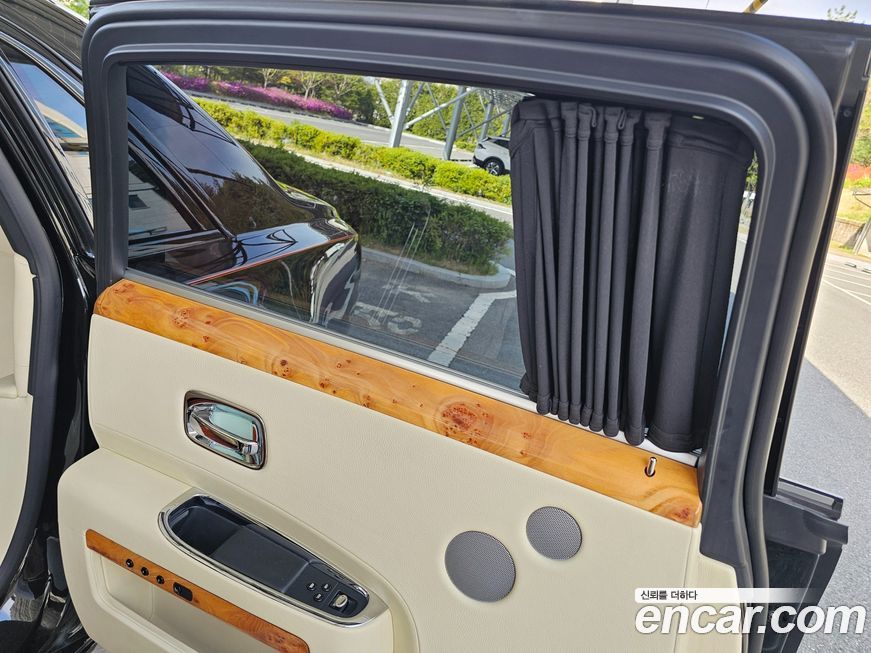 Rolls-Royce Ghost 2013