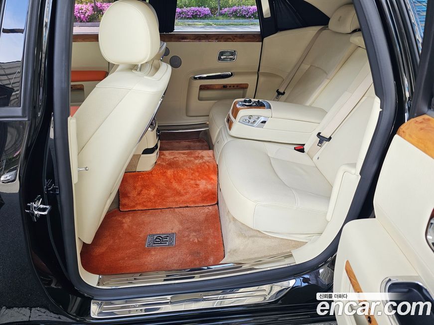 Rolls-Royce Ghost 2013