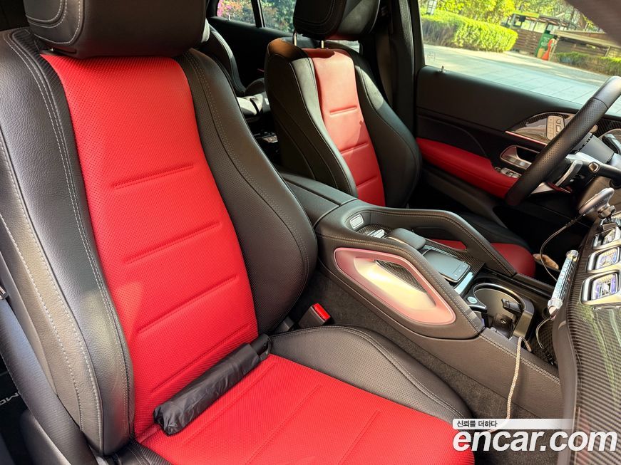 Mercedes-Benz GLE-Class 2025