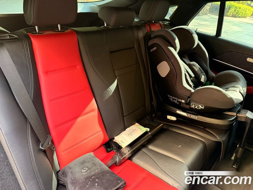 Mercedes-Benz GLE-Class 2025