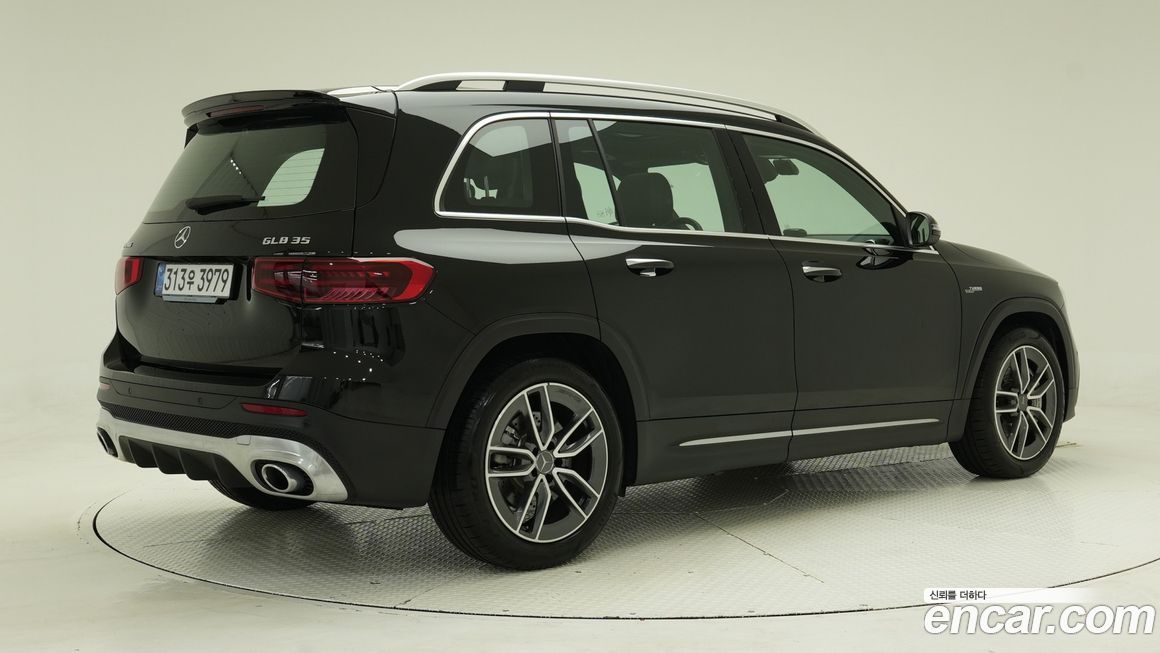 Mercedes-Benz GLB-Class 2025