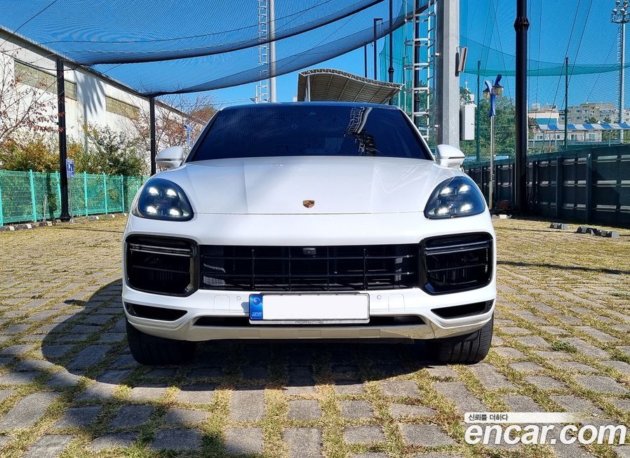 Porsche Cayenne 2021