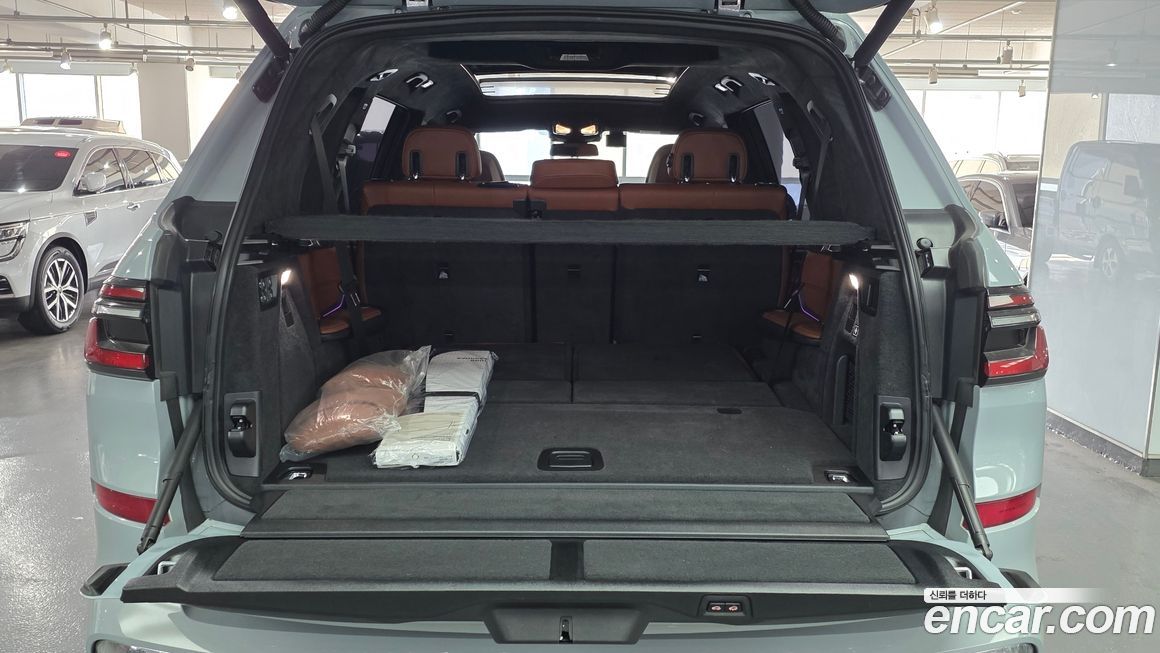 BMW X7 2024