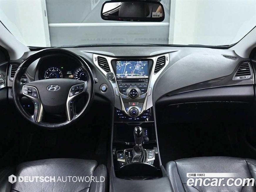 Hyundai Grandeur 2011