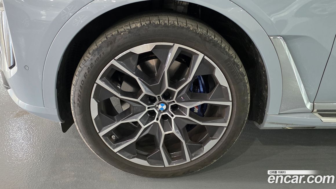 BMW X7 2024