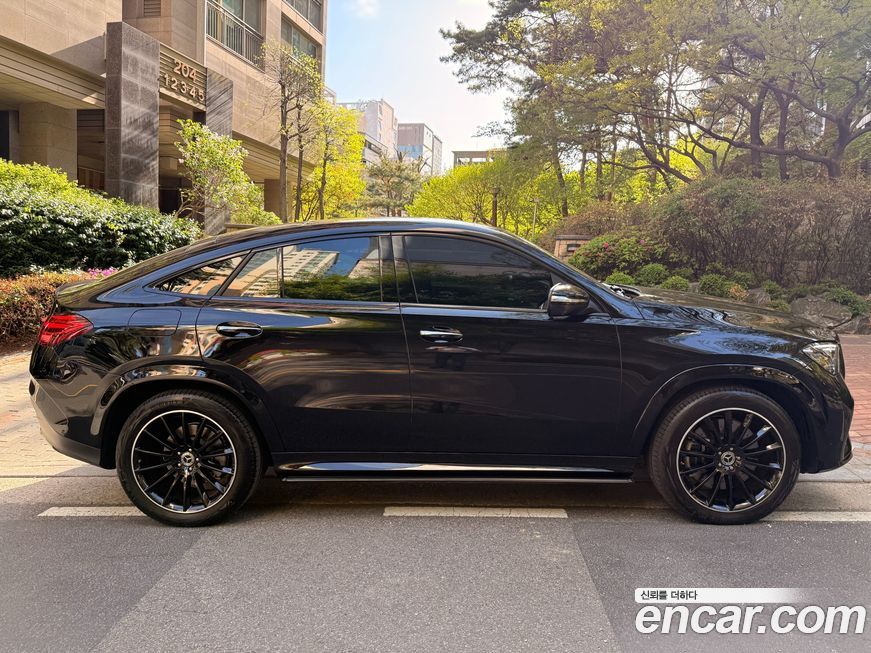 Mercedes-Benz GLE-Class 2025