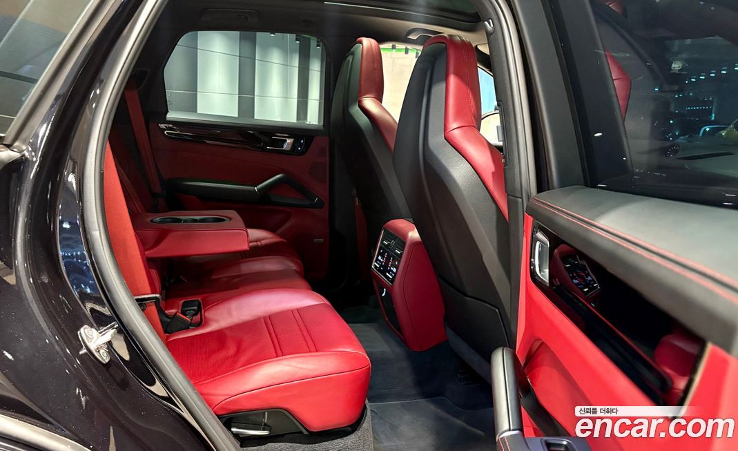 Porsche Cayenne 2020