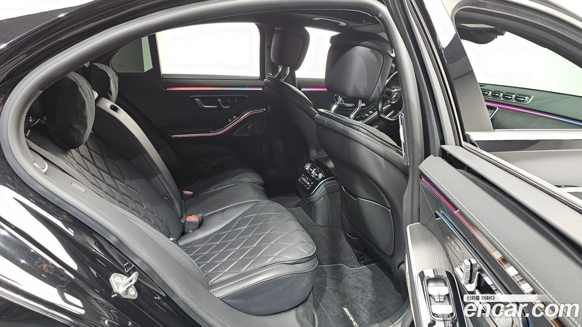 Mercedes-Benz S-Class 2021