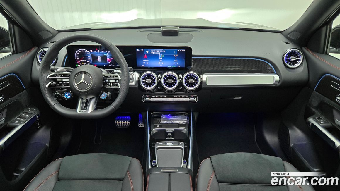 Mercedes-Benz GLB-Class 2025