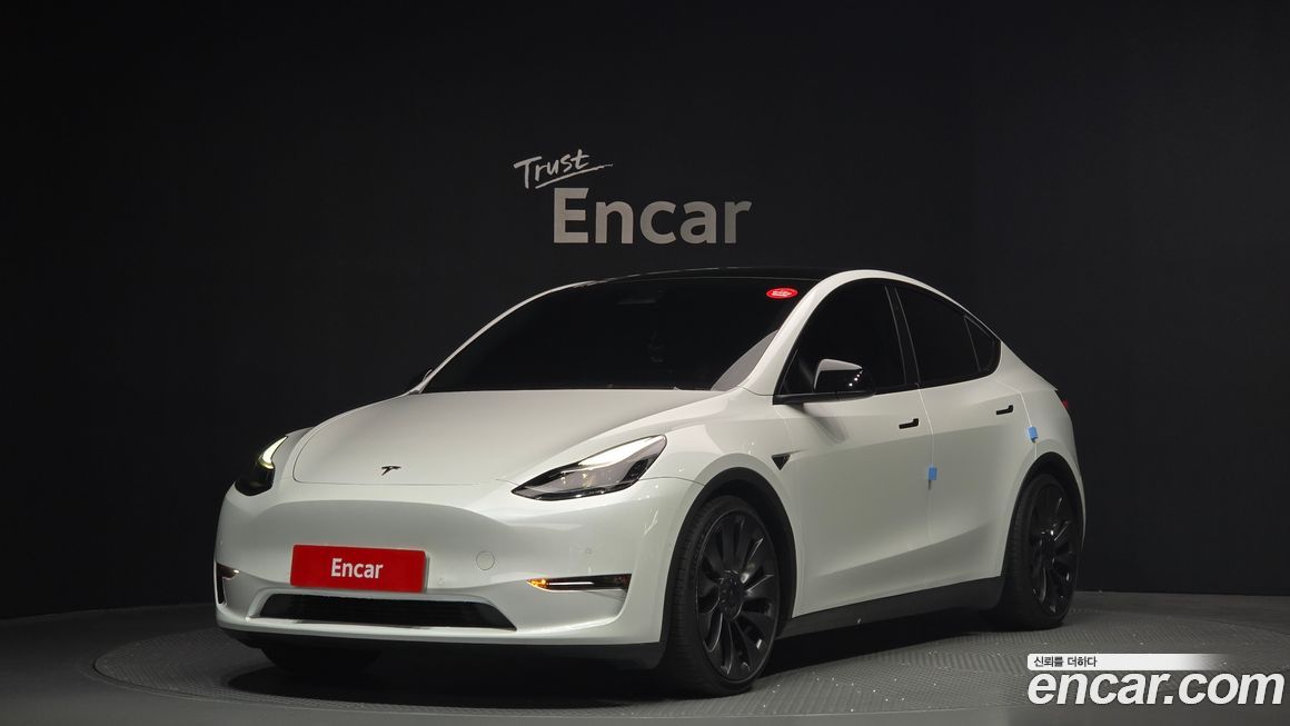 Tesla Model Y 2022