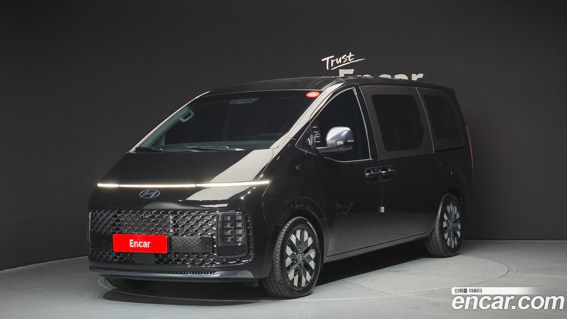 Hyundai Staria 2025