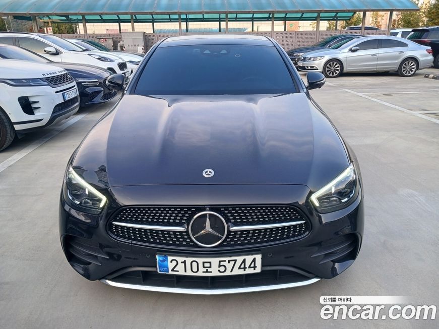 Mercedes-Benz E-Class 2023