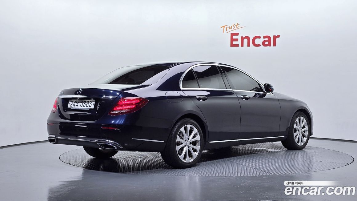 Mercedes-Benz E-Class 2017