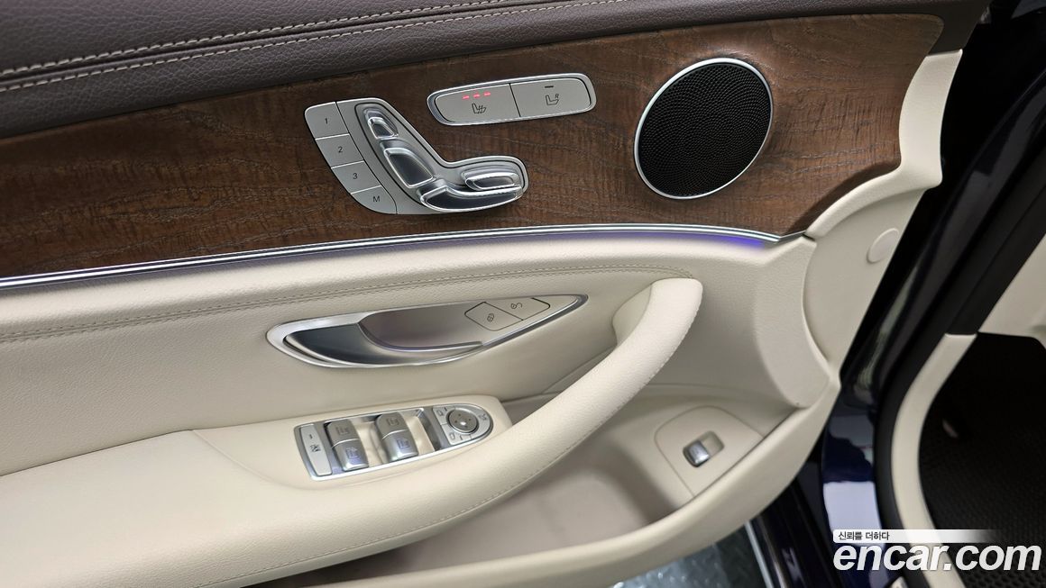 Mercedes-Benz E-Class 2017