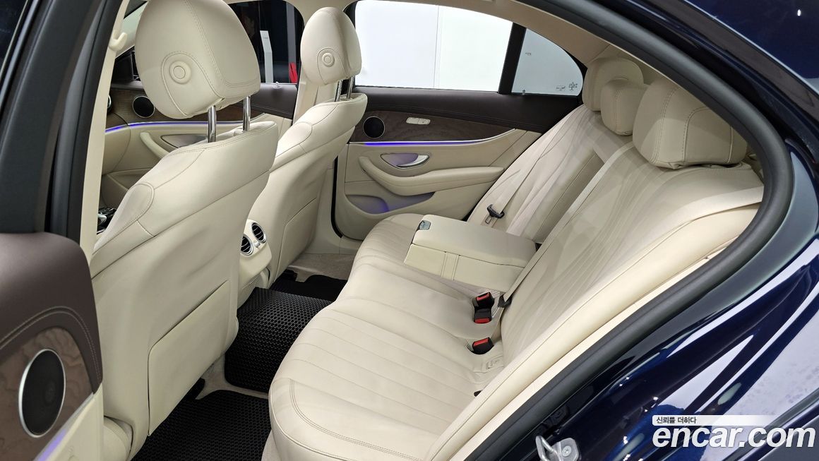 Mercedes-Benz E-Class 2017